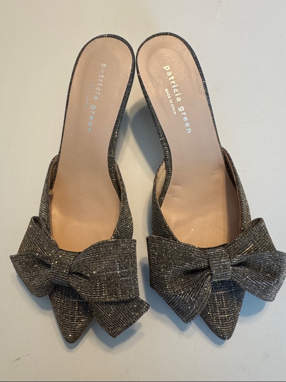 Patricia Green Sparkle Gray Bow Mule Slides